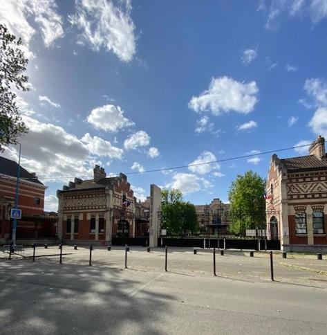 Krisko Parking Prive Et Clos Armentières エクステリア 写真